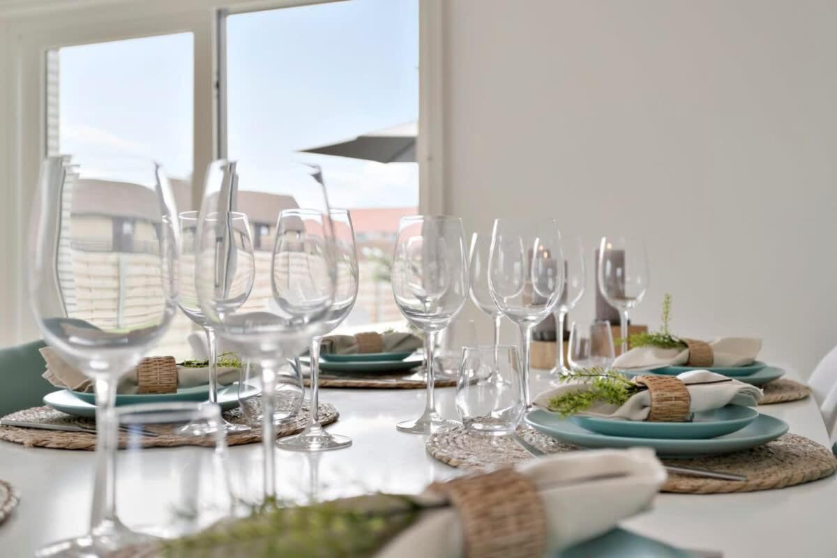 Huswell - Spacious Bungalow With Garden Near The Beach & Sea Middelkerke Exteriör bild